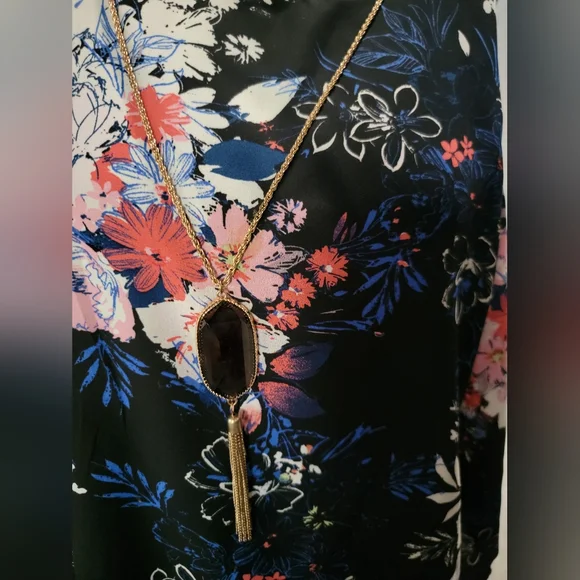 Lily Rose Black and White Floral Dress. Size Medium - Picture 2 of 7